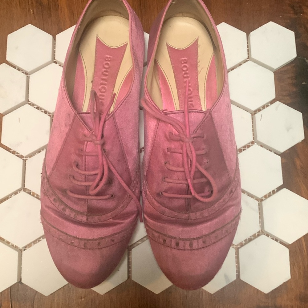 Pink silk distressed Oxford 8